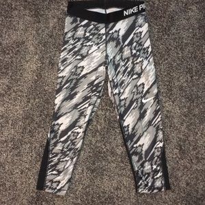Nike Pro Dri-Fot workout leggings